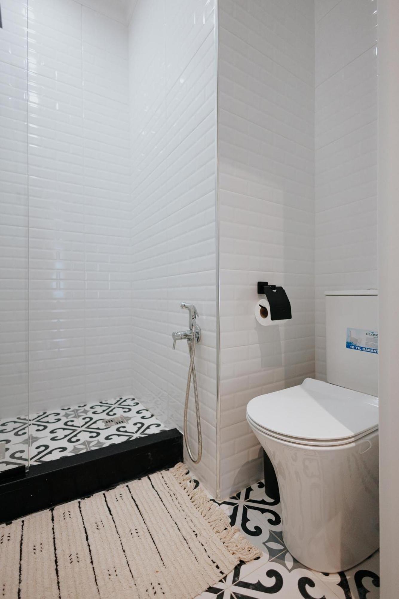 Modern Oasis In Historic Апартаменты